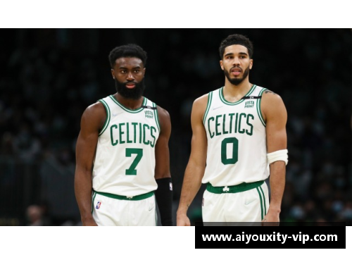 ayx爱游戏体育官网NBA凯尔特人勇士分列东西部榜首，争夺总冠军之路愈发激烈